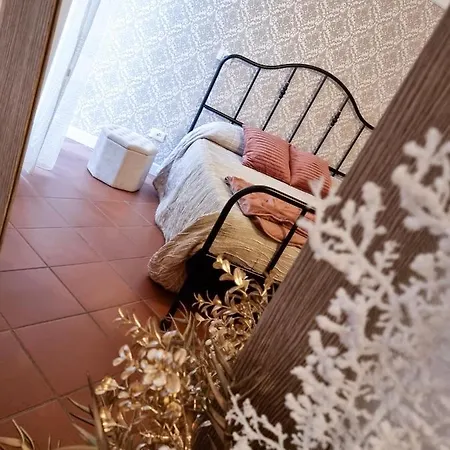 فندق مبيت وإفطار Il Cantuccio Di Gioia 4*